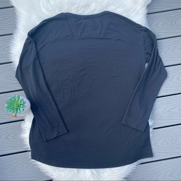 On Running Black Long Sleeve Top - Picture 3 of 3